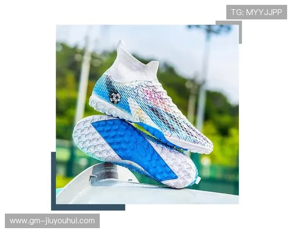 京东自营品牌足球鞋长钉款舒适耐用适合专业比赛和训练选择 京东自营品牌足球鞋长钉款舒适耐用适合专业比赛和训练选择